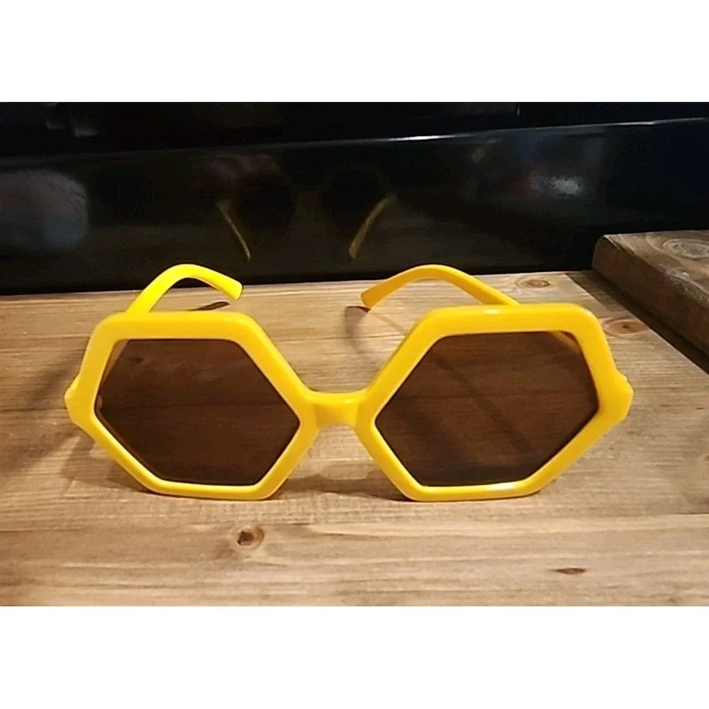 Girls Embroidered‎ Happy Face Faux Fur Sunglasses Case W/retro Sunglasses
